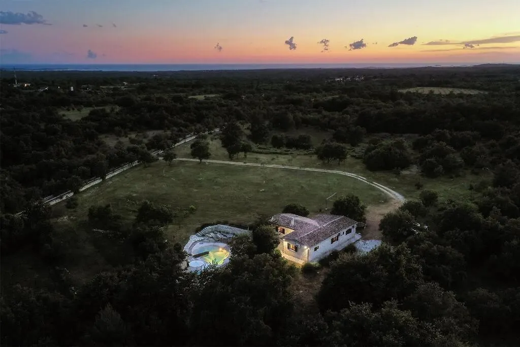 Villa Eternelle Jursici