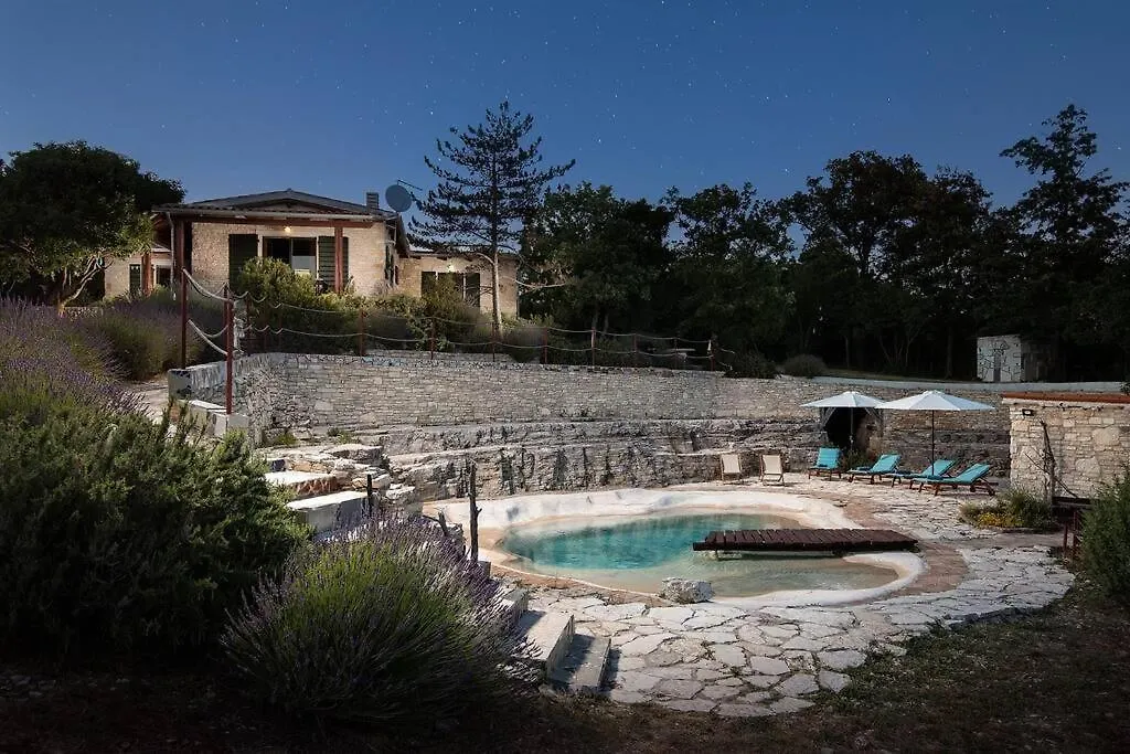 Villa Eternelle Jursici 0*,  Croatia