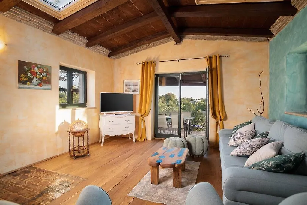Villa Eternelle Jursici